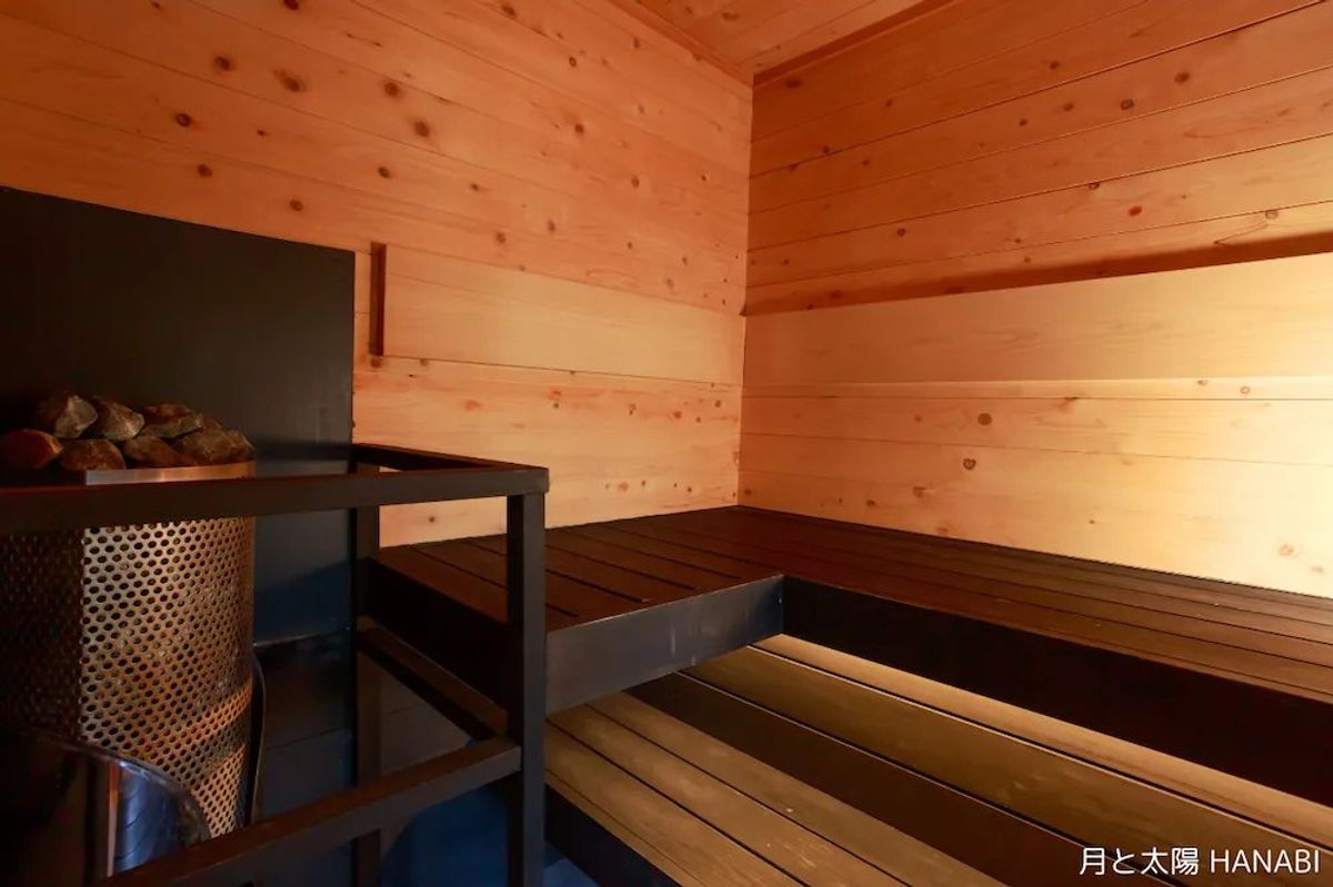 The sauna at Moon and Sun HANABI. You can enjoy it along with the onsen (hot spring) and the terrace jacuzzi.