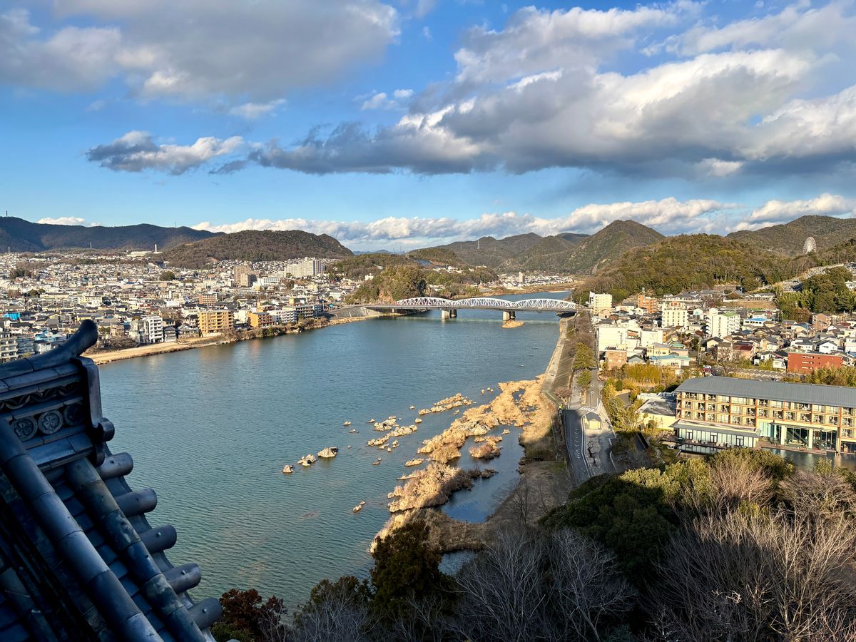 天守から望む木曽川の絶景