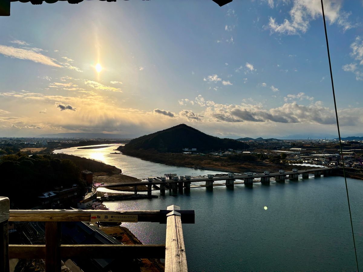木曽川に沈む夕日